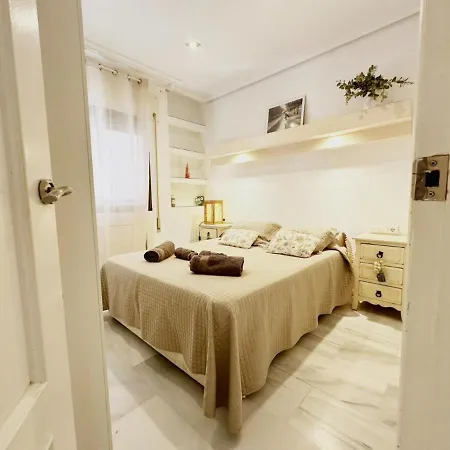 Apartamento Jardines De Colon * 科爾多瓦
